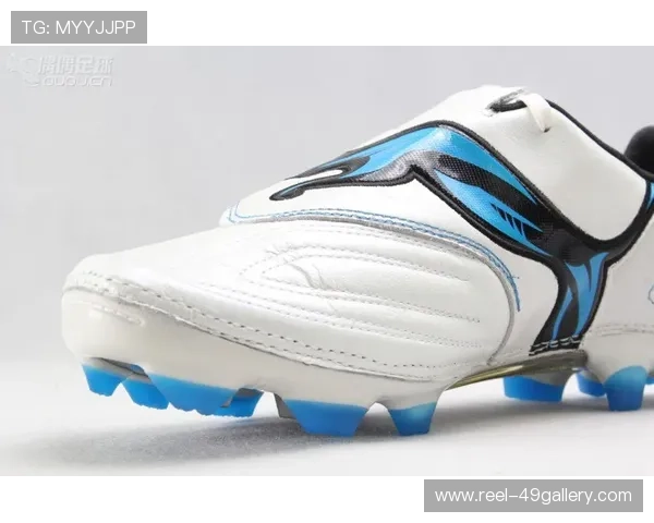 穿过粉色彪马足球鞋的球星有哪些他们的表现和影响力如何